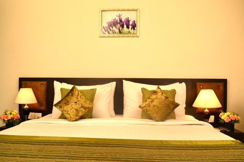 Hotel Gautam Residency New Delhi Eksteriør billede