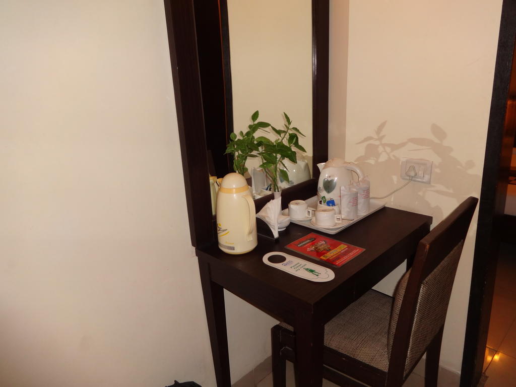 Hotel Gautam Residency New Delhi Værelse billede