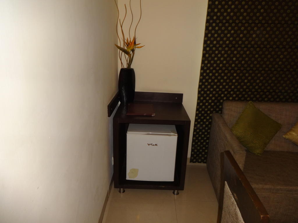 Hotel Gautam Residency New Delhi Værelse billede